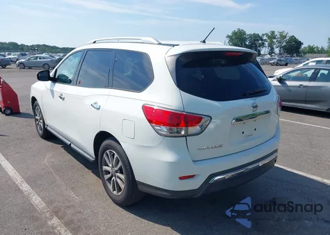 2016 Nissan Pathfinder Platinum/S/Sl/Sv from USA, damaged, VIN 5N1AR2MN4GC635755